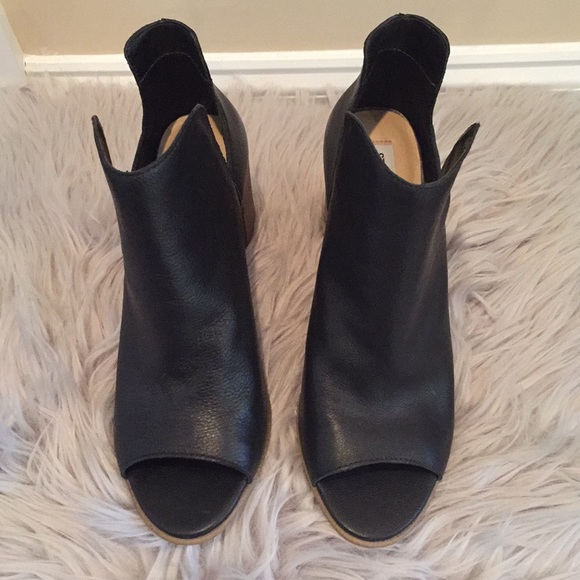 steve madden nello bootie